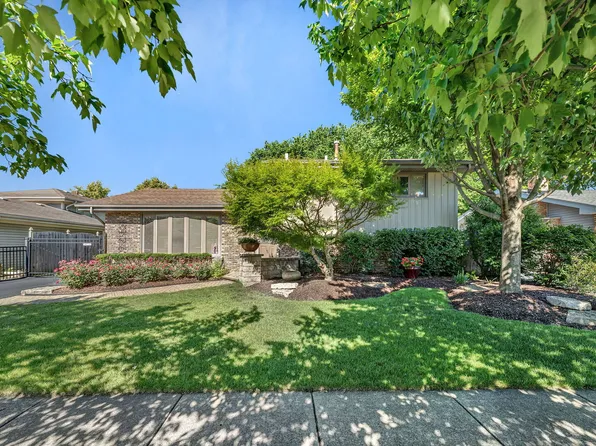 14548 Knox Ave, Midlothian, IL 60445