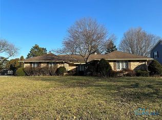 2825 W Course Rd, Maumee, OH 43537