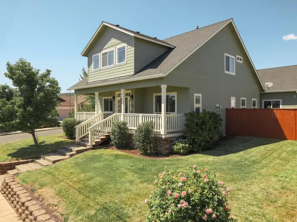 601 Barton Rd, Eagle Pt, OR 97524