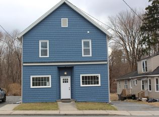 10 Crystal St #B, Lenox, MA 01240