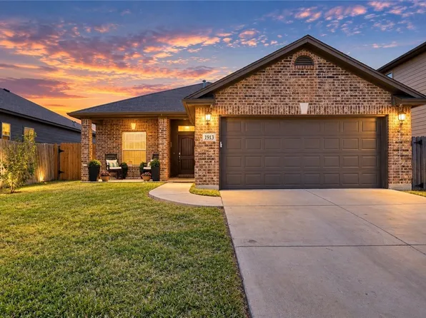 1913 Rhumba Trl, Corpus Christi, TX 78410