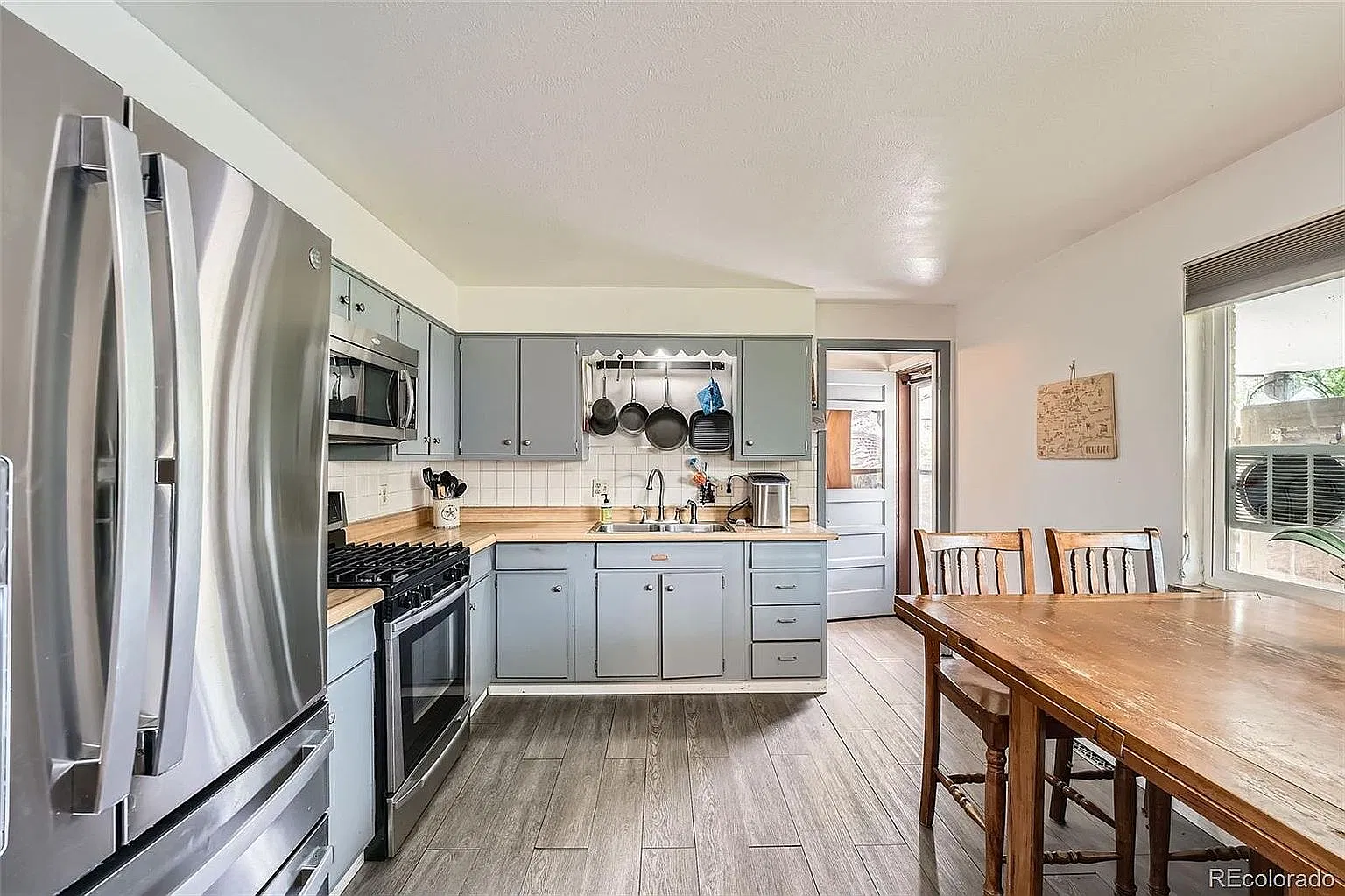 4 bed, $800 — Photo 3