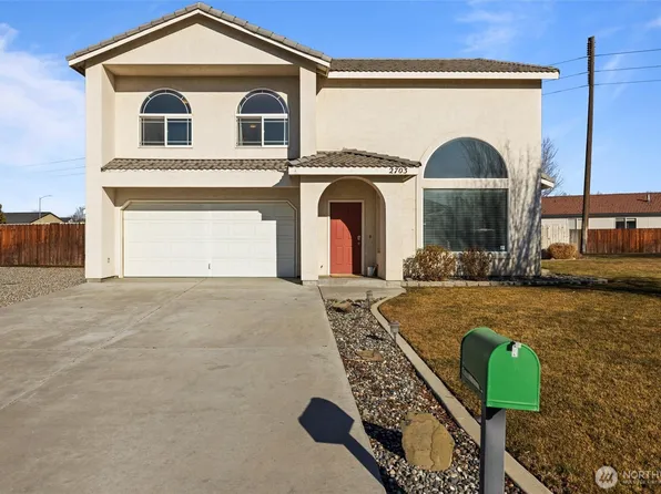 2703 Timberline Drive, West Richland, WA 99353