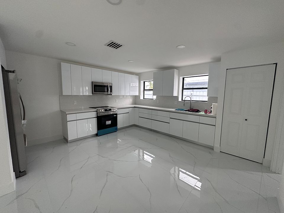 5281 NW 180th Ter, Miami Gardens, FL 33055 | Zillow
