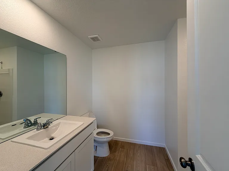 1218 Orion St — Photo 16