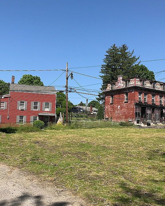 2701 W Main St Wappingers Falls, NY, 12590 Apartments for Rent Zillow