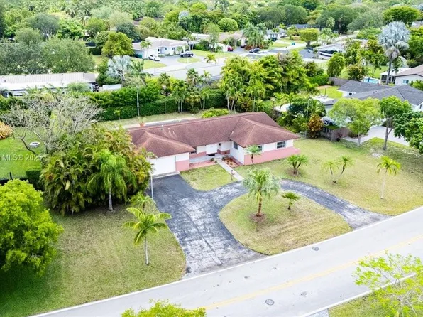12231 SW 112th Ave, Miami, FL 33176