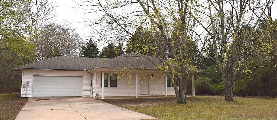 1st image of 3318 Old Dollard Way