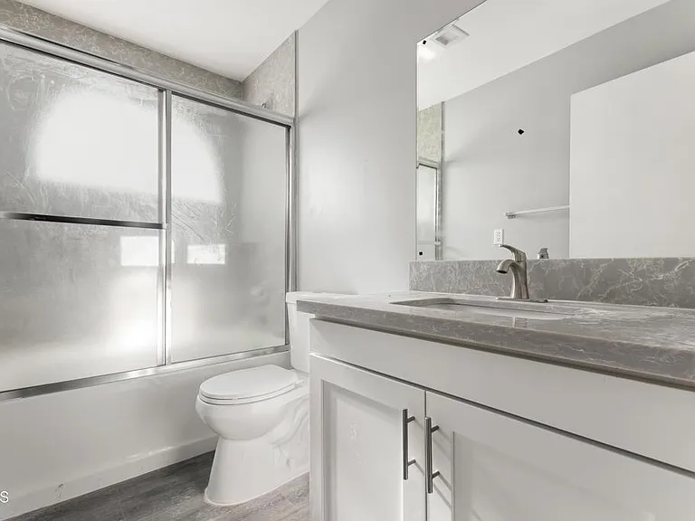 6256 Satsuma Ave — Photo 6