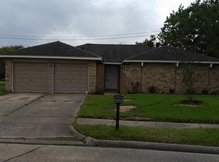 1301 Canyon Springs Dr, La Porte, TX 77571