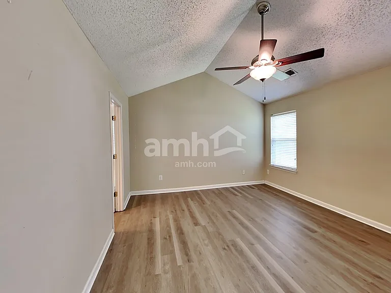 3150 Peartree Dr NW — Photo 9