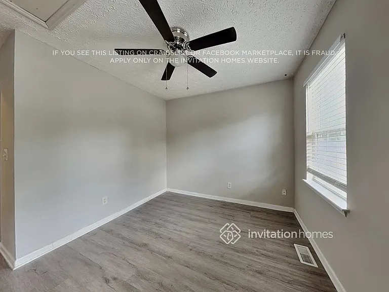 1817 Elkpark Dr — Photo 16