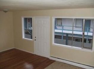 1209 S Cloverdale St APT 13, Seattle, WA 98108