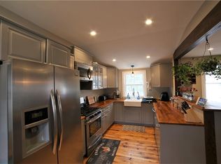 20 Mission Pl, Providence, RI 02908