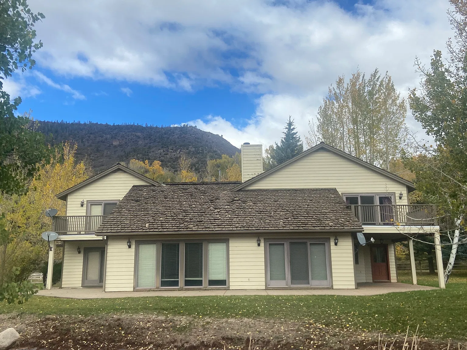 3 bed, 3600 sqft, $7,500 — Photo 1