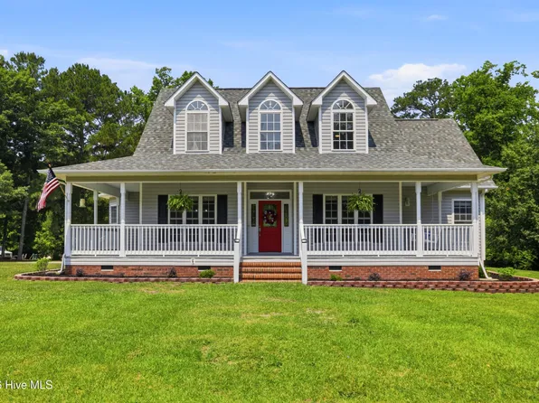 110 Baysden Road, Chinquapin, NC 28521