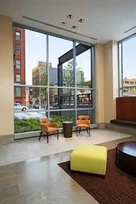 Rented by Lisa Management | media 23