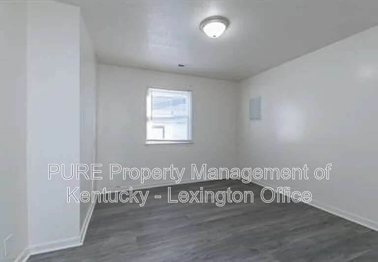 566 N Martin Luther King Blvd — Photo 13