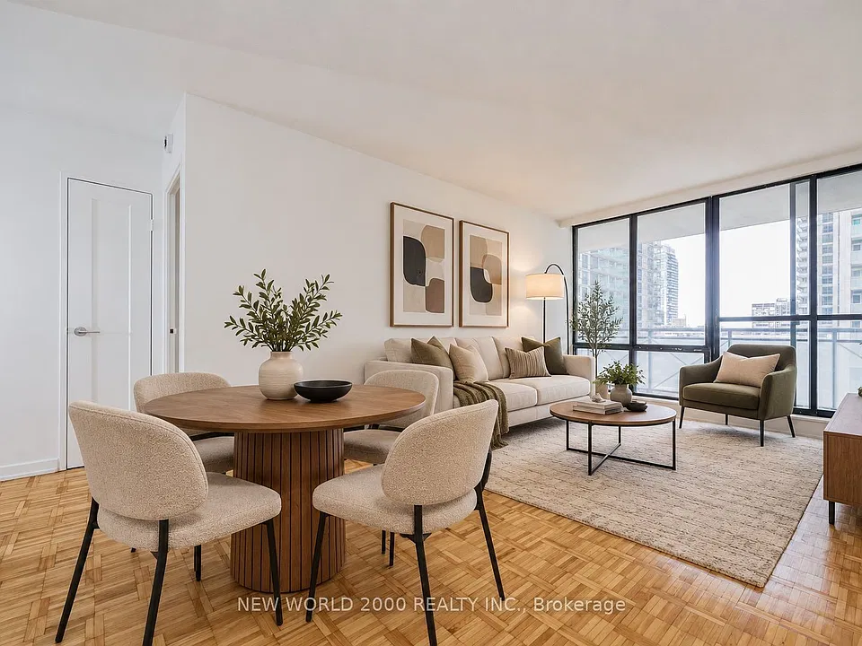 101 Roehampton Ave #1804