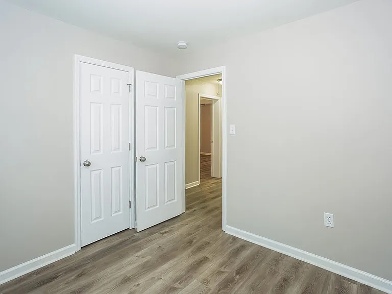1042 Newfound Hollow Dr — Photo 12