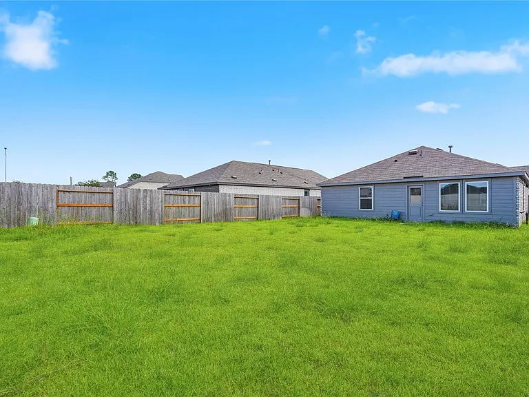 9323 Speckled Trout Dr — Photo 26