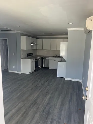720 Formwalt St SW #1 Photo 1