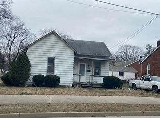 209 Staunton Rd, Troy, IL 62294