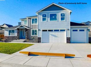 1072 Badger Valley Way, Richland, WA