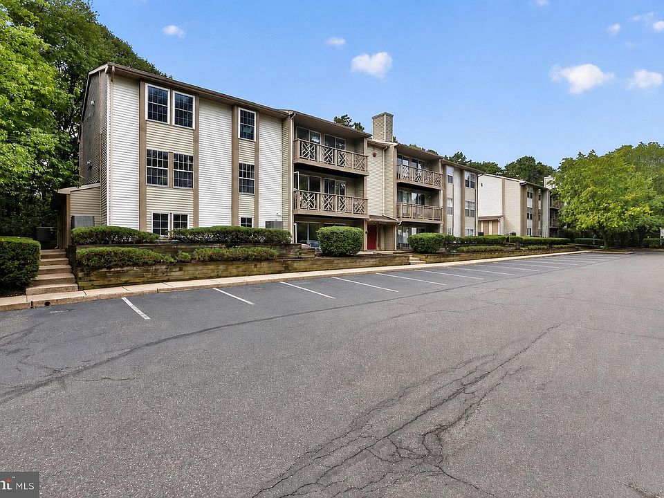 1st image of 33 Sequoia Ct