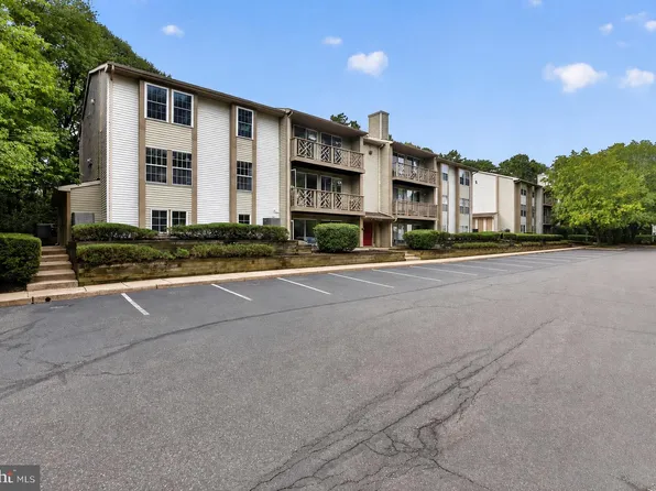 33 Sequoia Ct, Marlton, NJ 08053