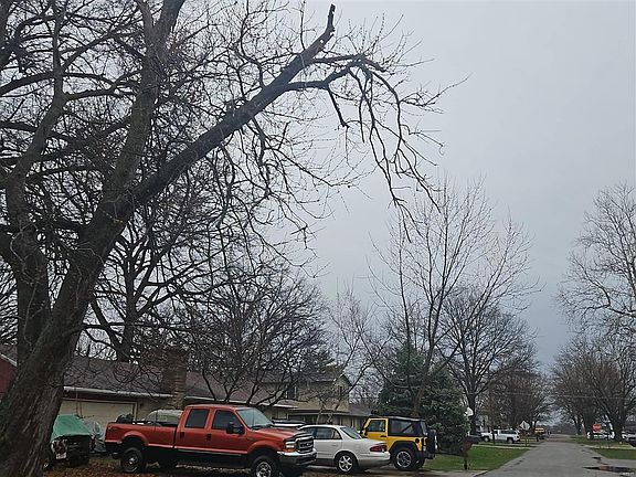 4th image of 208 Cottonwood Dr