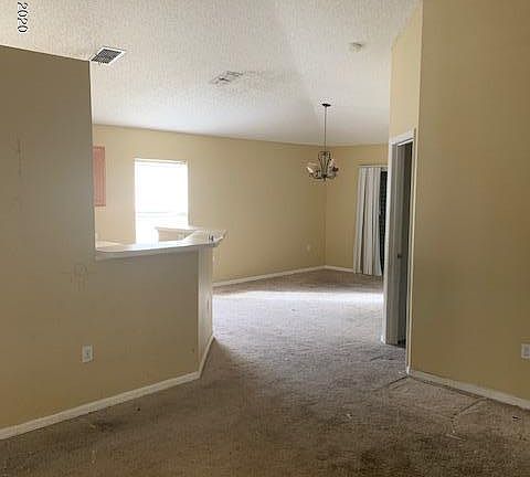 3rd image of 2450 Canopy Dr