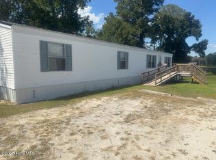 2110 Catherine Lake Rd, Richlands, NC 28574