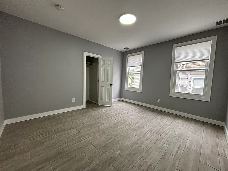148 Chilton St #2 — Photo 4