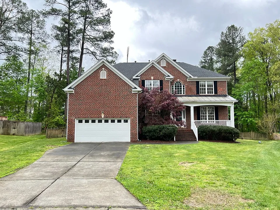 1006 Goldenview Ct