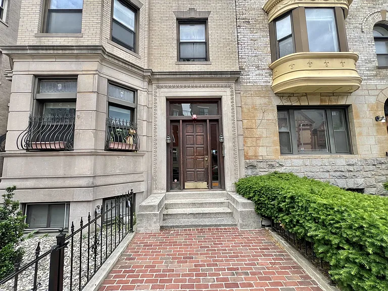 65 Hemenway St #3 — Photo 1
