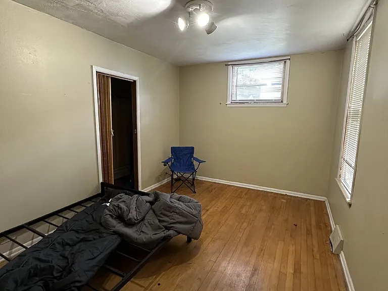 440 Summit Ave — Photo 9