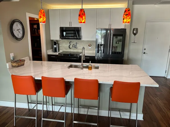 1010 Central Ave APT 407, Saint Petersburg, FL 33705