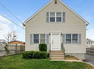 81 Gladstone St, Cranston, RI 02920