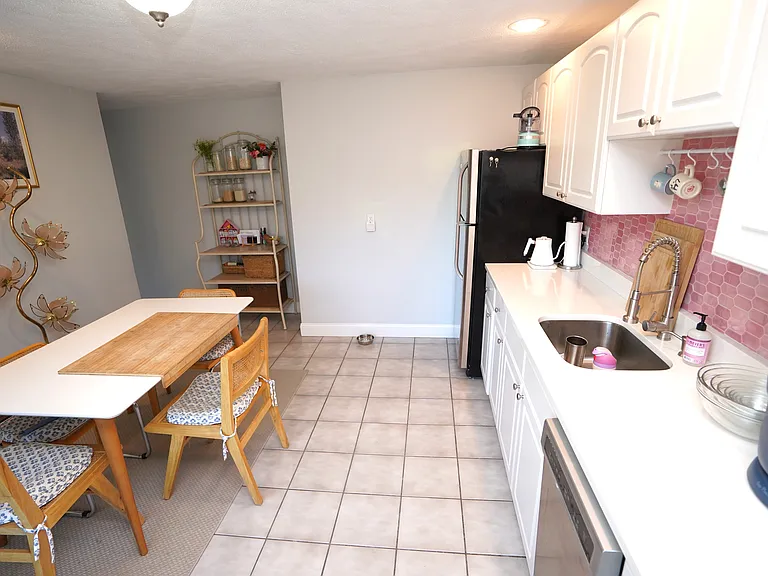 360 Market St #6 — Photo 7