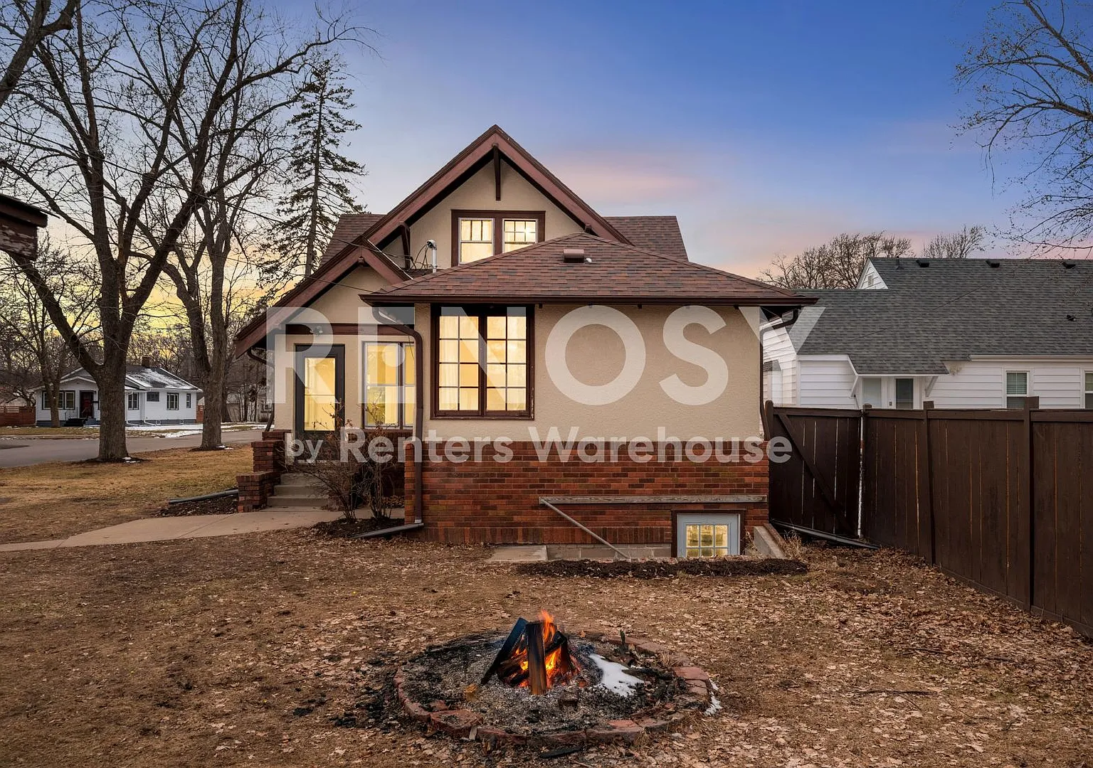 Available July 1st 5 Bedroom 2 Bath Single Family Home in Robbinsdale — Photo 3
