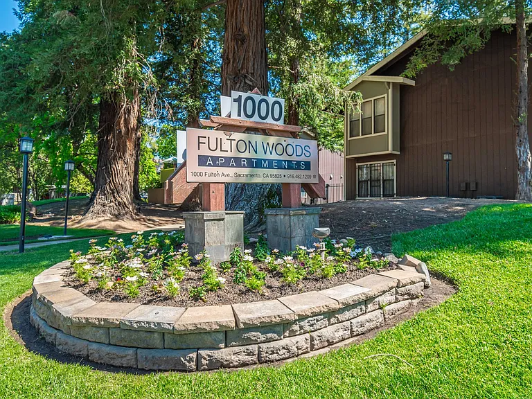 Fulton Woods — Photo 2