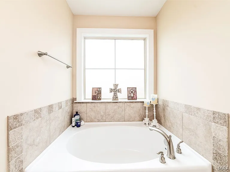 8115 Faith Ct — Photo 25