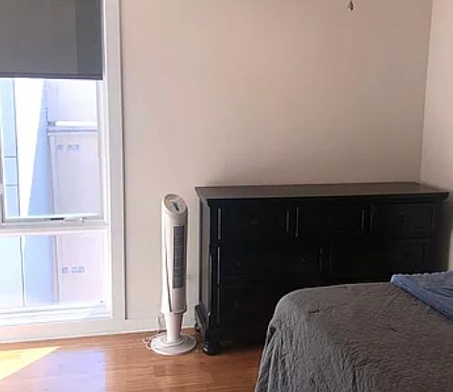 5th image of 1834 Vineyard St Unit 8
