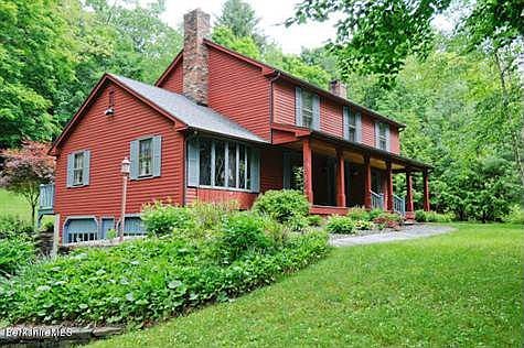 30 Hawthorne Front view 2