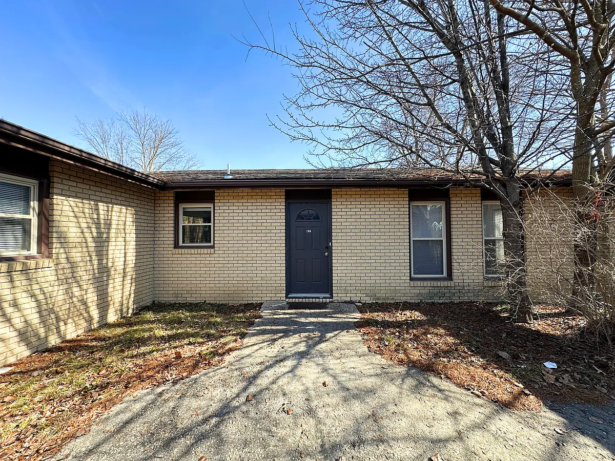 Building Photo - 109 Sieville Ave #102