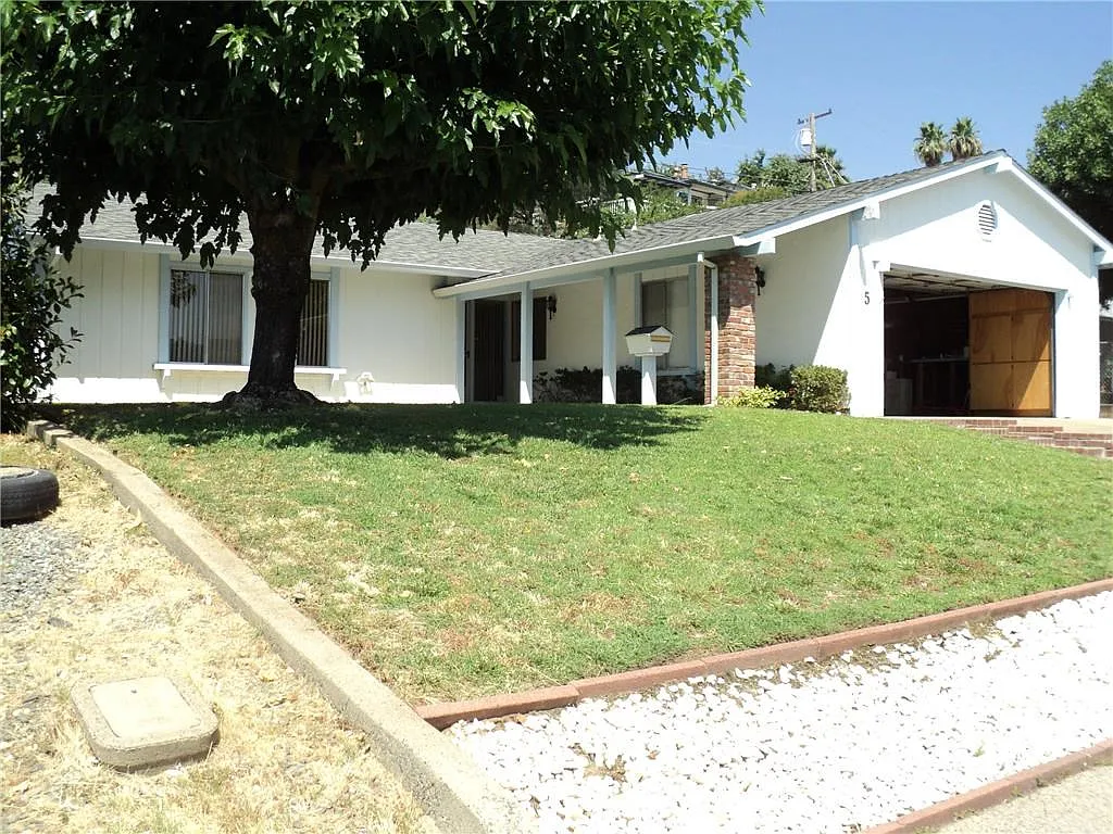 5 Linda Dr photo 1