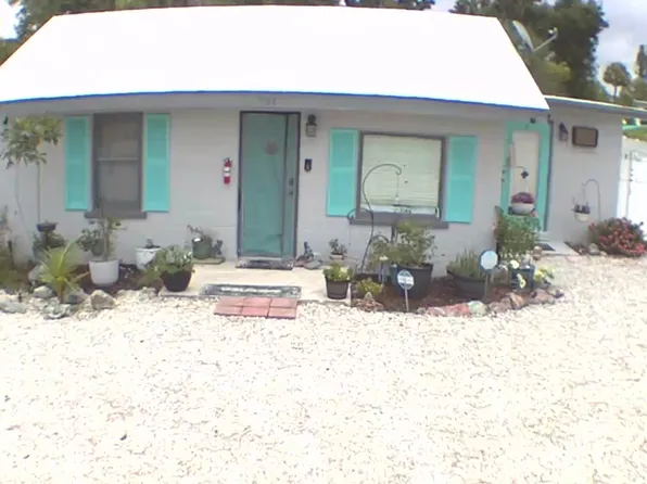 302 Shore Rd #A, Nokomis, FL 34275