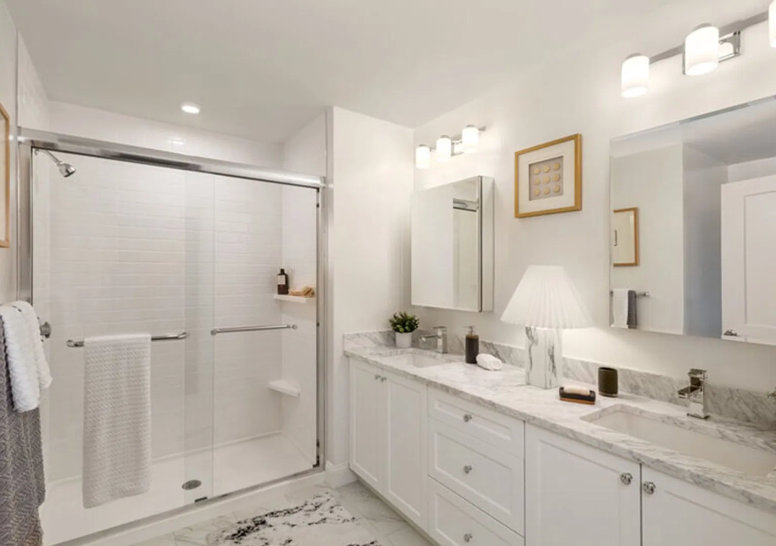 3bed/2.5 bath in Brookline — Photo 4