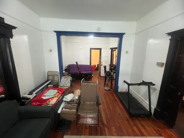 178 Lefferts Avenue image 3 of 18